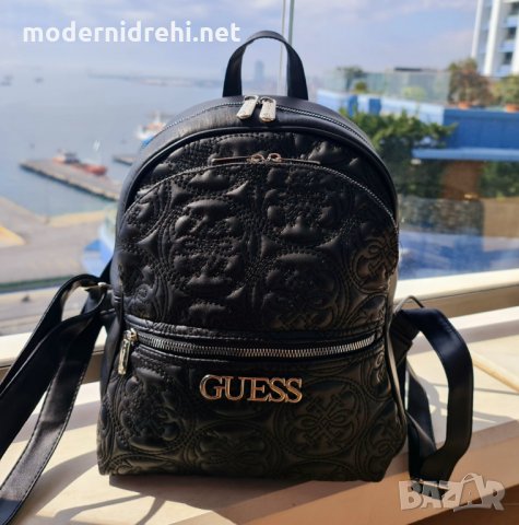 Дамска раница Guess, снимка 1 - Раници - 32216176