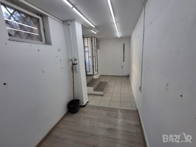 Магазин/офис под наем до поликлиниката на Цар Освободител, снимка 4 - Магазини - 52410245