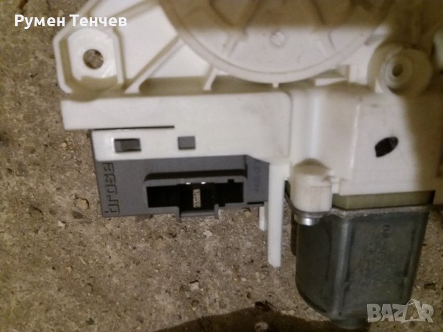 Машинки за повдигачи на прозорци . Задни. Пежо 407 sw 2.0 hdi 2004г., снимка 9 - Части - 39429120