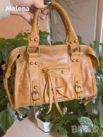 Чанта по модел на Balenciaga