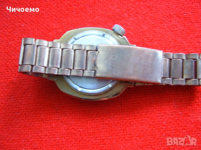 Стари мъжки ръчни  часовници  СССР ера Восток командирски, снимка 4 - Антикварни и старинни предмети - 37419968