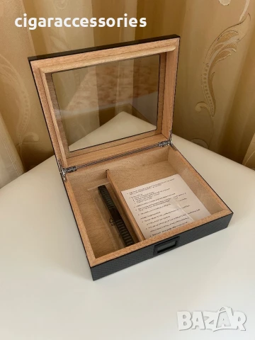 Хумидор за пури – испански кедър, карбонов дизайн, хигрометър, снимка 3 - Табакери - 38252604