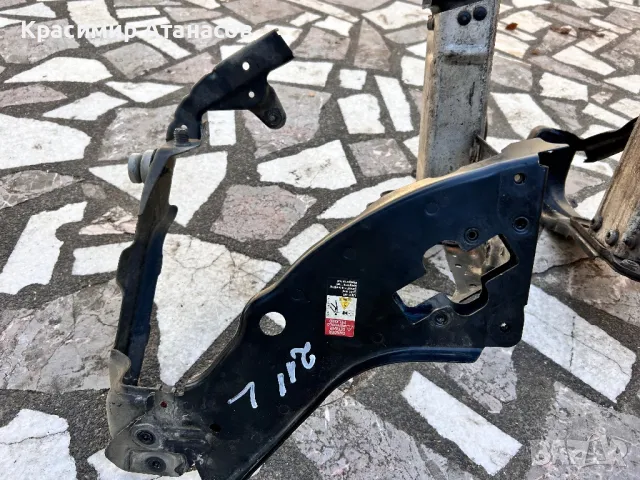 Държач фар рог за Мерцедес Е-класа W211.2002-2006г, снимка 4 - Части - 49071885