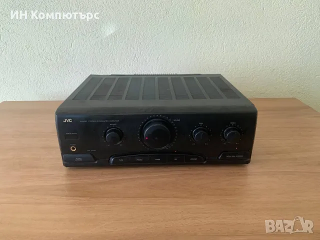 Продавам стерео усилвател JVC DX-E89BK