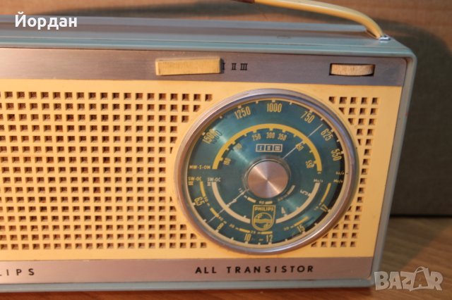 Радио ''Philips'', снимка 3 - Радиокасетофони, транзистори - 43789578