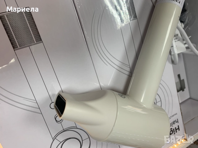 Професионален Сешоар с безчетков мотор / С термоконтрол и магнитна дюза, снимка 5 - Сешоари - 52140567