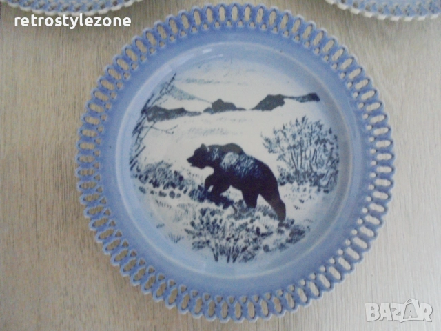 № 8252 Три стари декоративни чинии / пана , снимка 3 - Други ценни предмети - 51644349