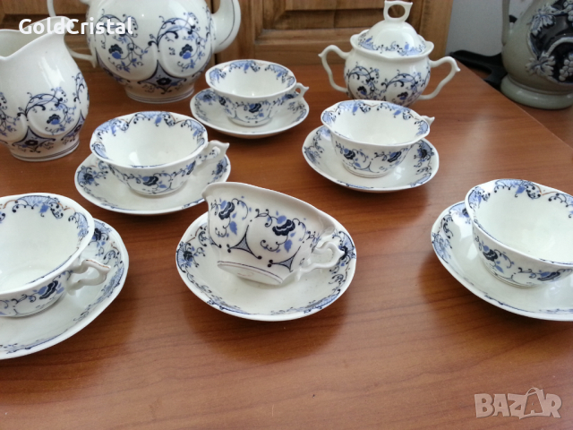 Стар   порцеланов сервиз за кафе фин порцелан, снимка 2 - Антикварни и старинни предмети - 36401872