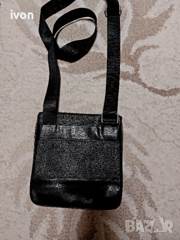 Мъжка чанта, снимка 2 - Чанти - 52960134