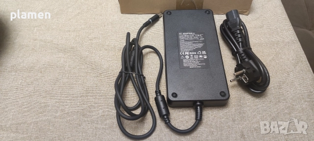 Зарядно за DELL 240W