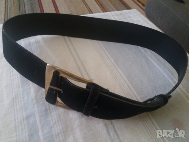 Дамски черен колан от велур, снимка 2 - Колани - 36854201