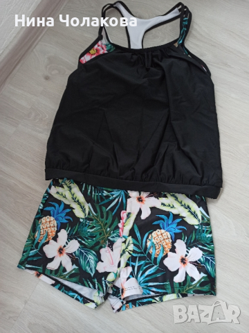 Бански костюм с цветя