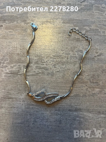 Сребърна гривна с циркониеви камъчета, снимка 2 - Гривни - 52460643