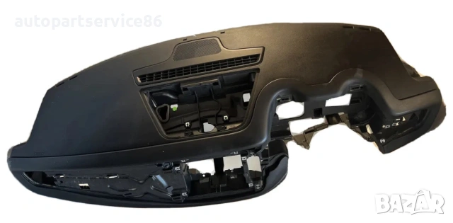 Десен табло, черно за Alfa Romeo Giulietta 2015 с ръчно управление