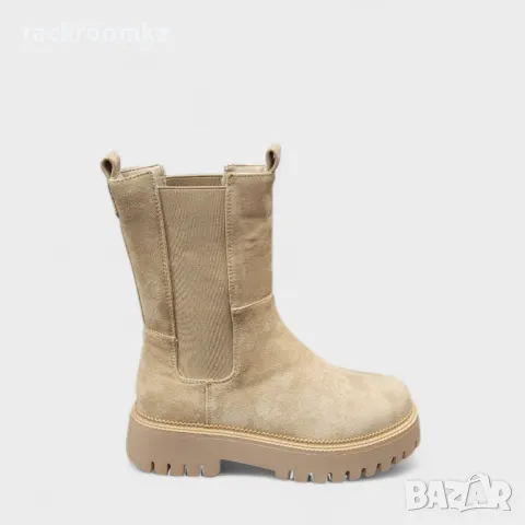 Дамски боти от велур марка Hailys