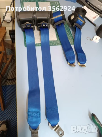 Цветни предпазни колани 