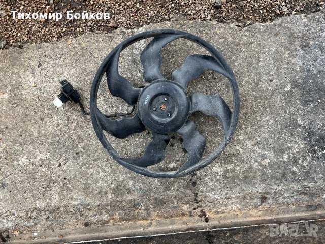 Перка за Хюндай i30 1.6 CRDI-90hp, снимка 1