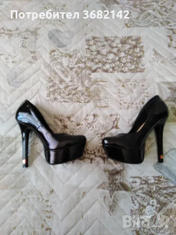 продавам дамски обувки, снимка 3 - Дамски обувки на ток - 49750250