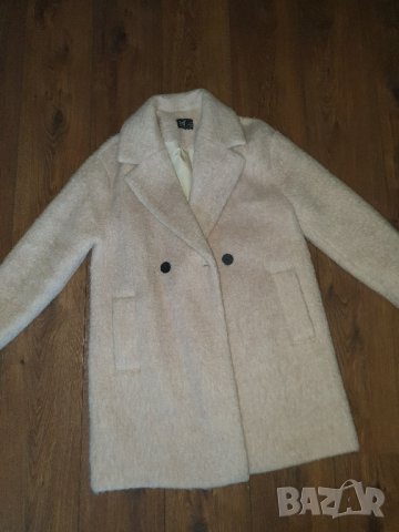 Zara  палто, снимка 4 - Палта, манта - 43381051