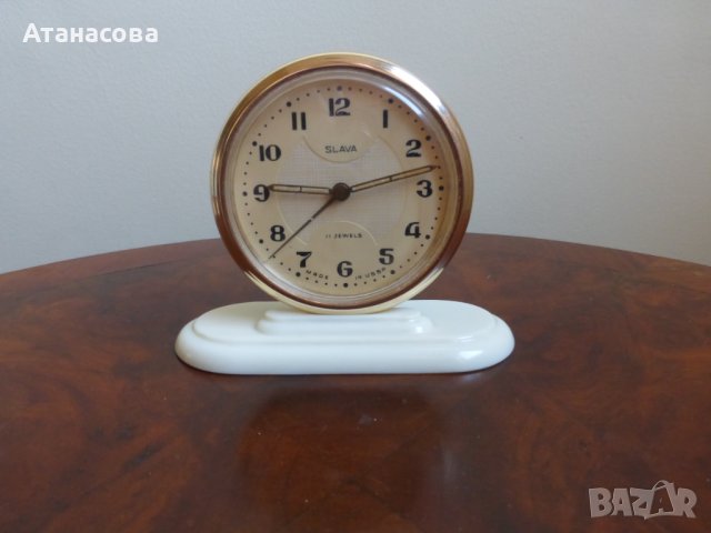 Будилник Слава с поставка син часовник, снимка 2 - Антикварни и старинни предмети - 43805309