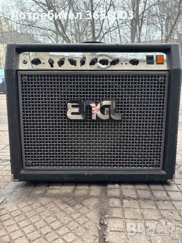 Engl Screamer 1x12 50w лампво китарно комбо с Engl Z5 фуутсуич