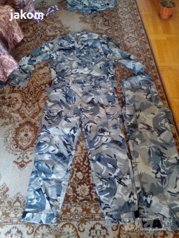 Продавам камулажни дрехи , снимка 5 - Спортни дрехи, екипи - 32388187