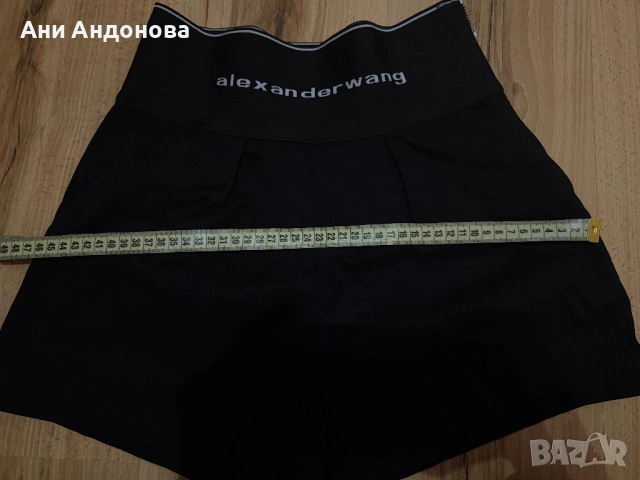 Къси панталони Alexander Wang, снимка 4 - Къси панталони и бермуди - 53386556