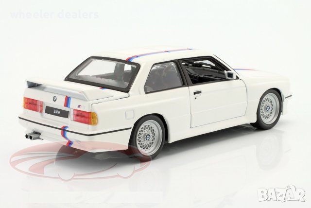 Метална количка Bburago 1988 BMW 3 Series M3 1/24, снимка 2 - Колекции - 39805866