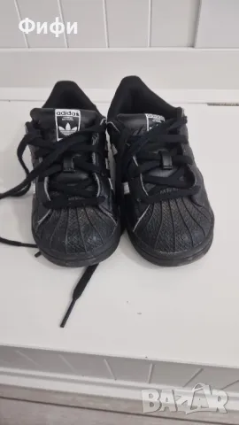 Детски маратонки Adidas, снимка 2 - Детски маратонки - 49658757