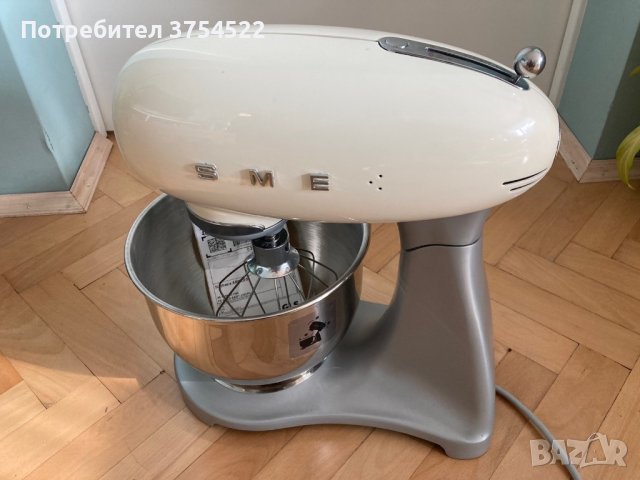 Планетарен миксер Smeg - SMF02CREU, 800W, снимка 5 - Миксери - 43501158