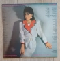 Neda Ukraden ‎– Hoću Tebe Издание Yugoslavia 1985г Състояние на винила VG+ Състояние на обложката:VG, снимка 2