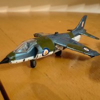 метални самолети Dinky toys , снимка 7 - Други ценни предмети - 43454390