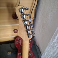 Електрическа китара Бехрингер, снимка 8 - Китари - 43708313