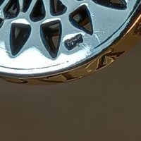 Сребърна въртяща висулка за медальон Bvlgari с камъни, снимка 13 - Колиета, медальони, синджири - 39479673
