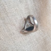 Сребърен  пръстен с черен камък, снимка 3 - Пръстени - 39382259