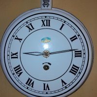 Стар стенен емайлиран часовник - Тиган, снимка 5 - Антикварни и старинни предмети - 44058945