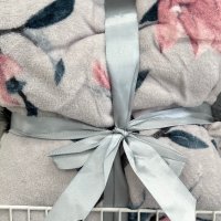 Одеяло, снимка 1 - Олекотени завивки и одеяла - 44069308