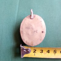 Стар медальон, снимка 3 - Антикварни и старинни предмети - 32974853