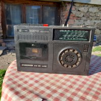 Стар радиокасетофон Starcorder 22 De Luxe, снимка 1 - Антикварни и старинни предмети - 32721842