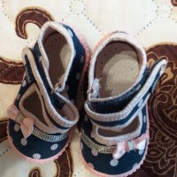 Бебешки пантофи, снимка 1 - Бебешки обувки - 37206025