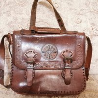 Стара кожена дамска чанта , снимка 1 - Антикварни и старинни предмети - 43369302