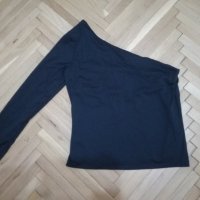 Оригинална тениска sisley с един ръкав, снимка 1 - Тениски - 28838349