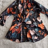 Блуза маркаMANGO, снимка 1 - Блузи с дълъг ръкав и пуловери - 43215843