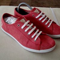 Fred Perry original Разпродажба намалени на 55,00 лв size UК 7 41 номер, снимка 1 - Кецове - 33577970