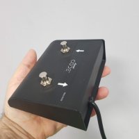 Marshall PEDL-91010 2-Way Footswitch for Code Amplifiers - Футсуич педал за китарен усолвател, снимка 5 - Китари - 33247433