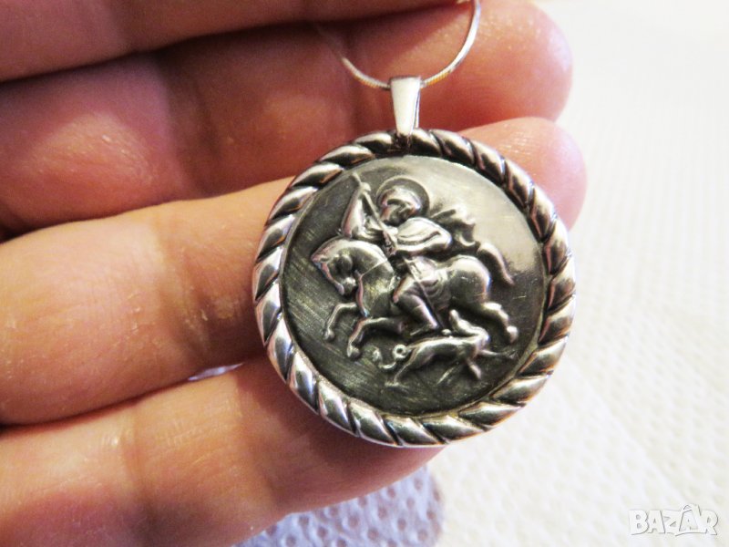  Голям сребърен медальон Свети Георги, икона Свети Георги - притежавайте този медальон за успехи в р, снимка 1