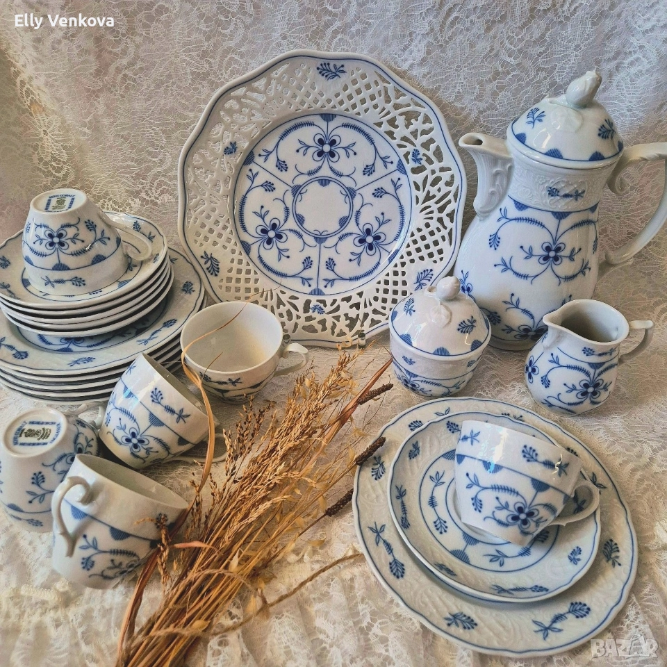 Порцеланов сервиз Schumann с декор "сламенто цвете" в кобалтово син цвят, снимка 1