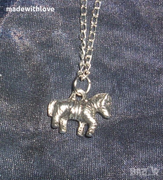 Ръчно изработено колие в сребристо, снимка 1