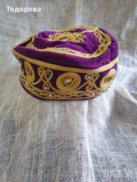 Ритуална кадифена шапка,тюбитейка със сърма, снимка 1