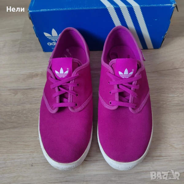 Дамски маратонки Adidas, снимка 1